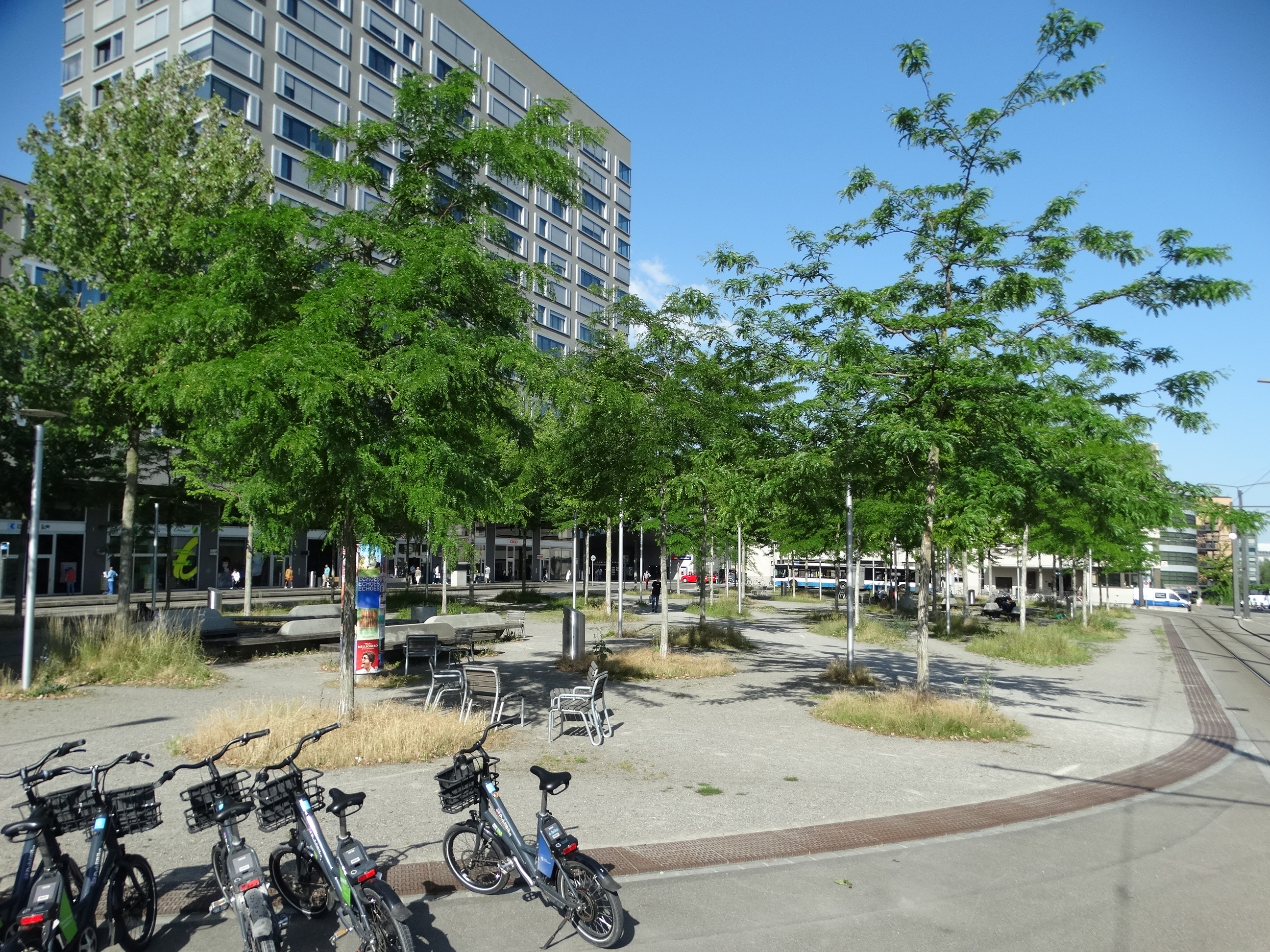 sickerfähiger Platz mit Einstaufunktion